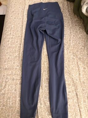 Nike Dri-FIT Yoga Leggings